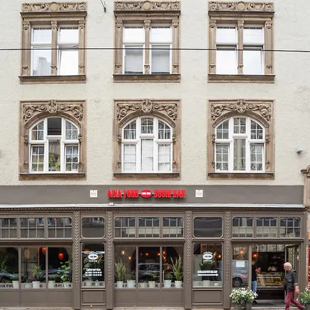 דירה 1 Am Bahnhof